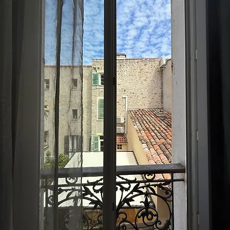 Au Cœur Du Vieil Appartement Antibes